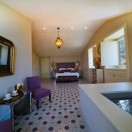 Oda ve Kahvaltı Gialisa 4*